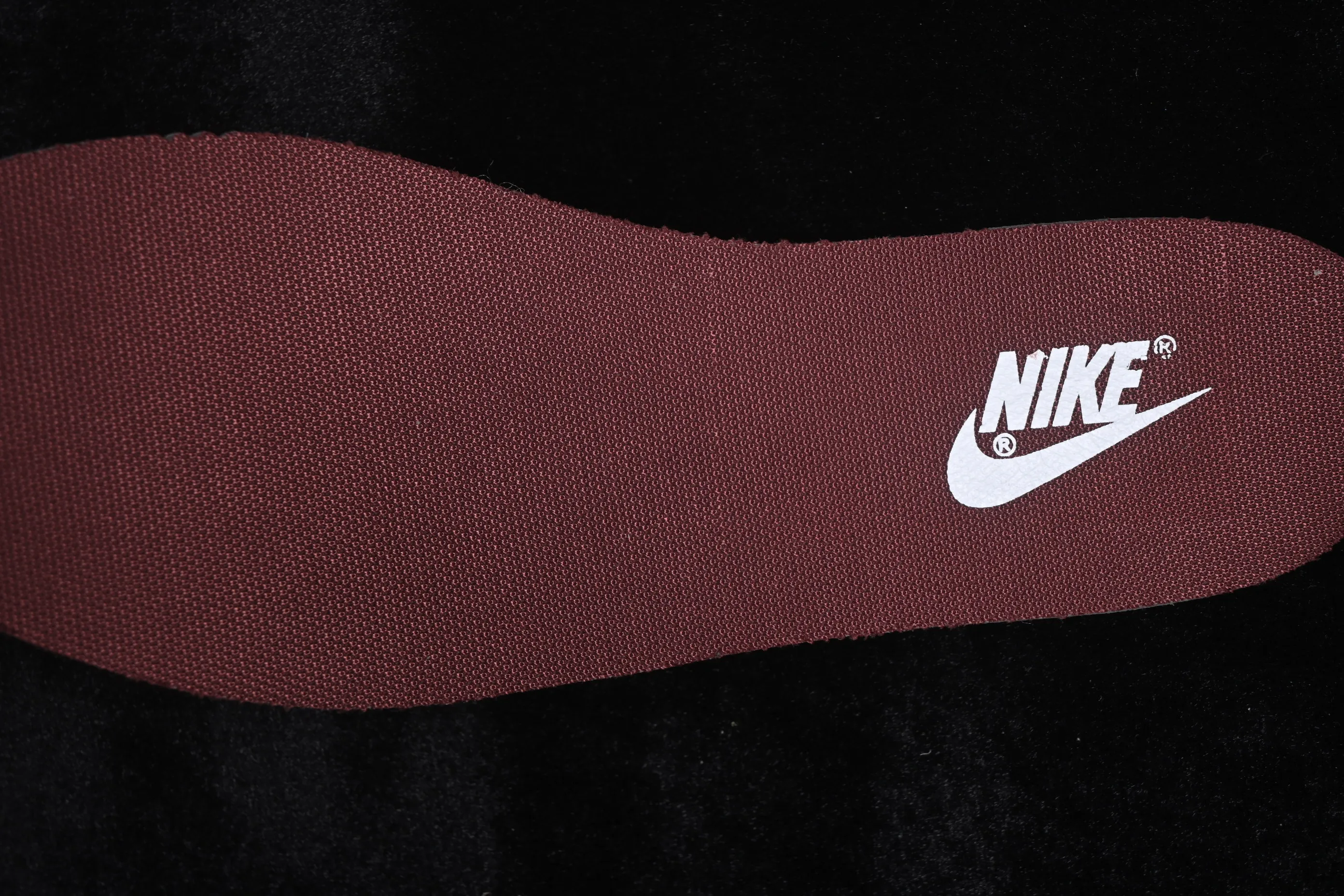 All Categories Nk SB Dunk Series Nk SB Dunk Low Low-top sneakers Nike SB Dunk Low Year of the Horse Burgundy Low-top casual sneakers IB4417-104